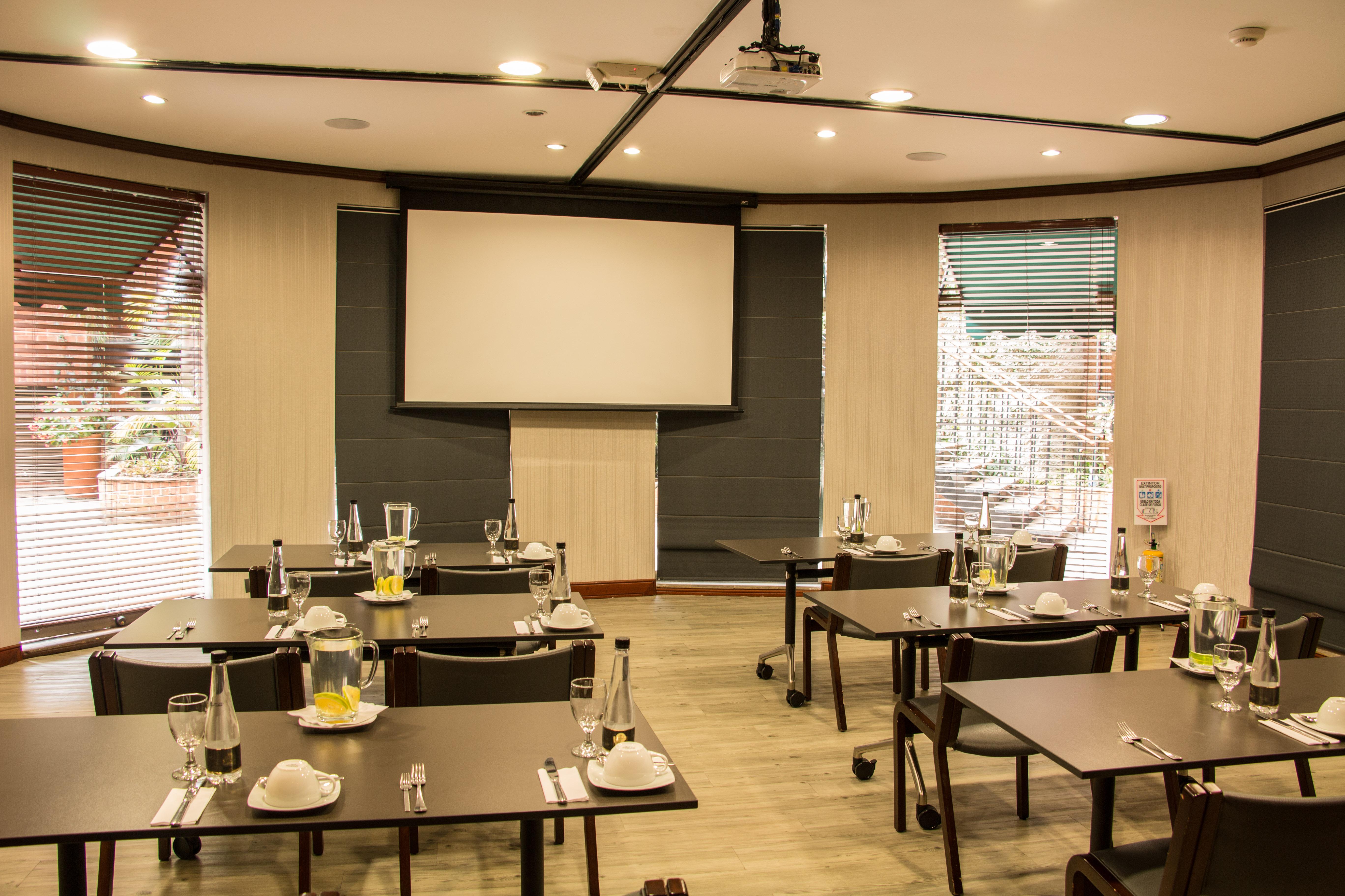Hotel Park10 Μεντεγίν Εξωτερικό φωτογραφία The meeting room