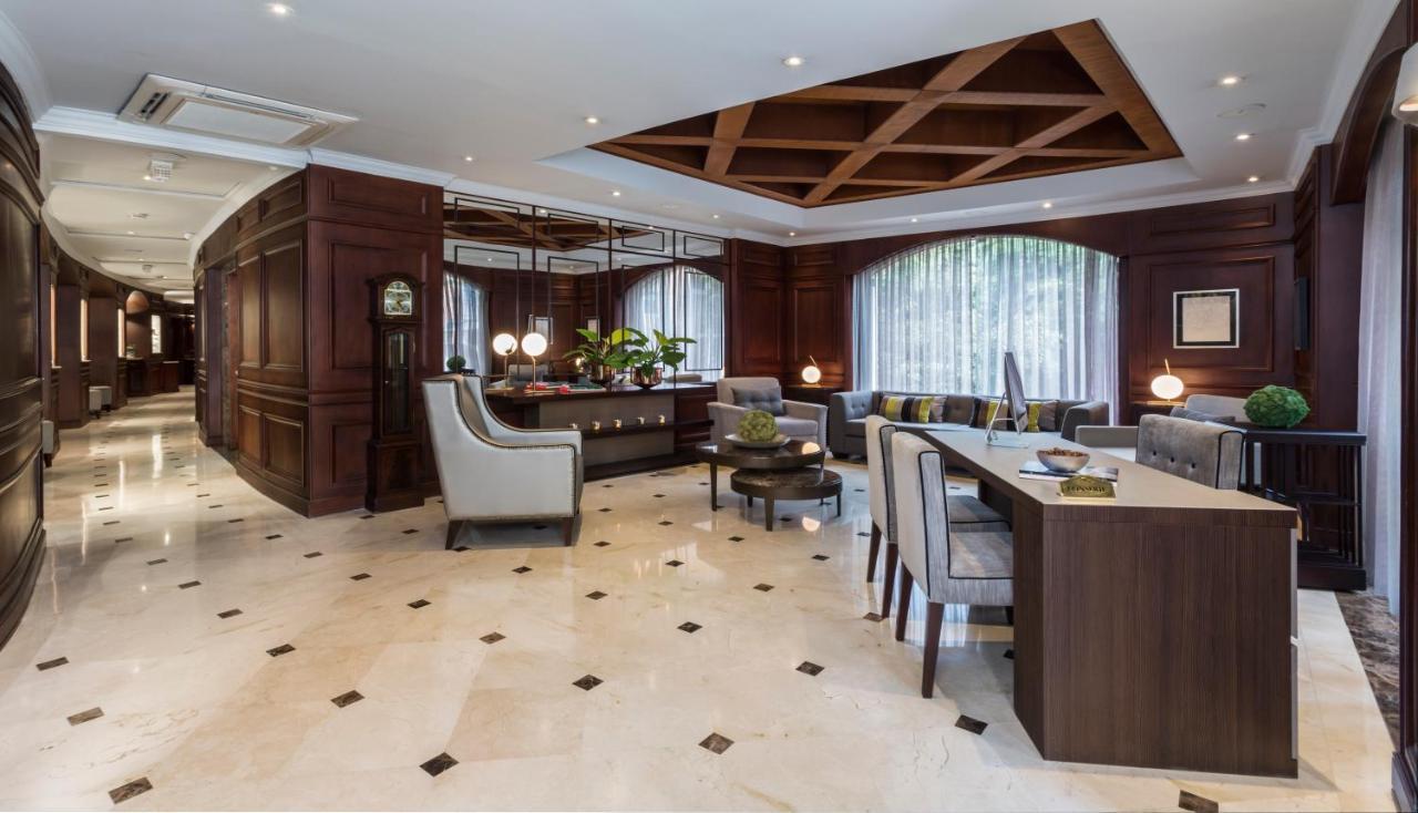 Hotel Park10 Μεντεγίν Εξωτερικό φωτογραφία The lobby of the hotel