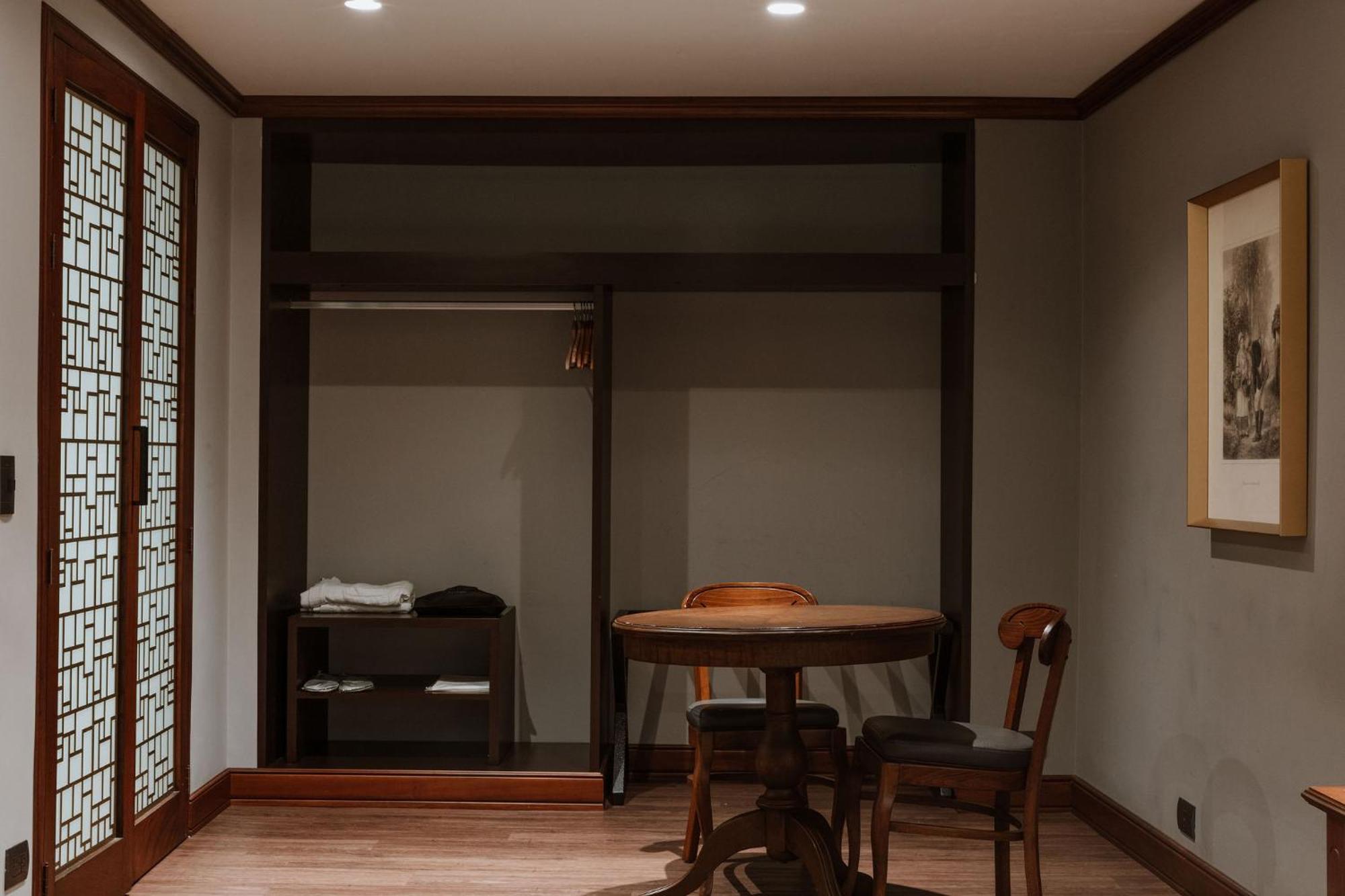 Hotel Park10 Μεντεγίν Εξωτερικό φωτογραφία A shoji in a hotel
