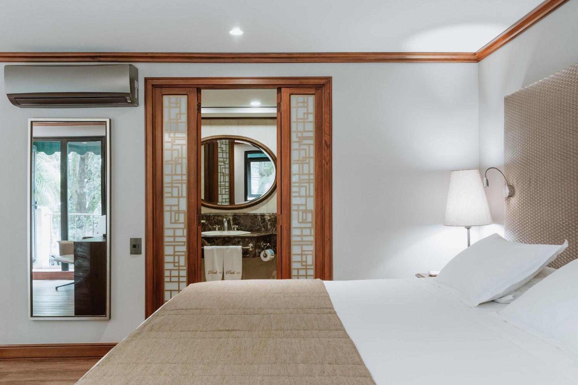 Hotel Park10 Μεντεγίν Εξωτερικό φωτογραφία A room at the hotel
