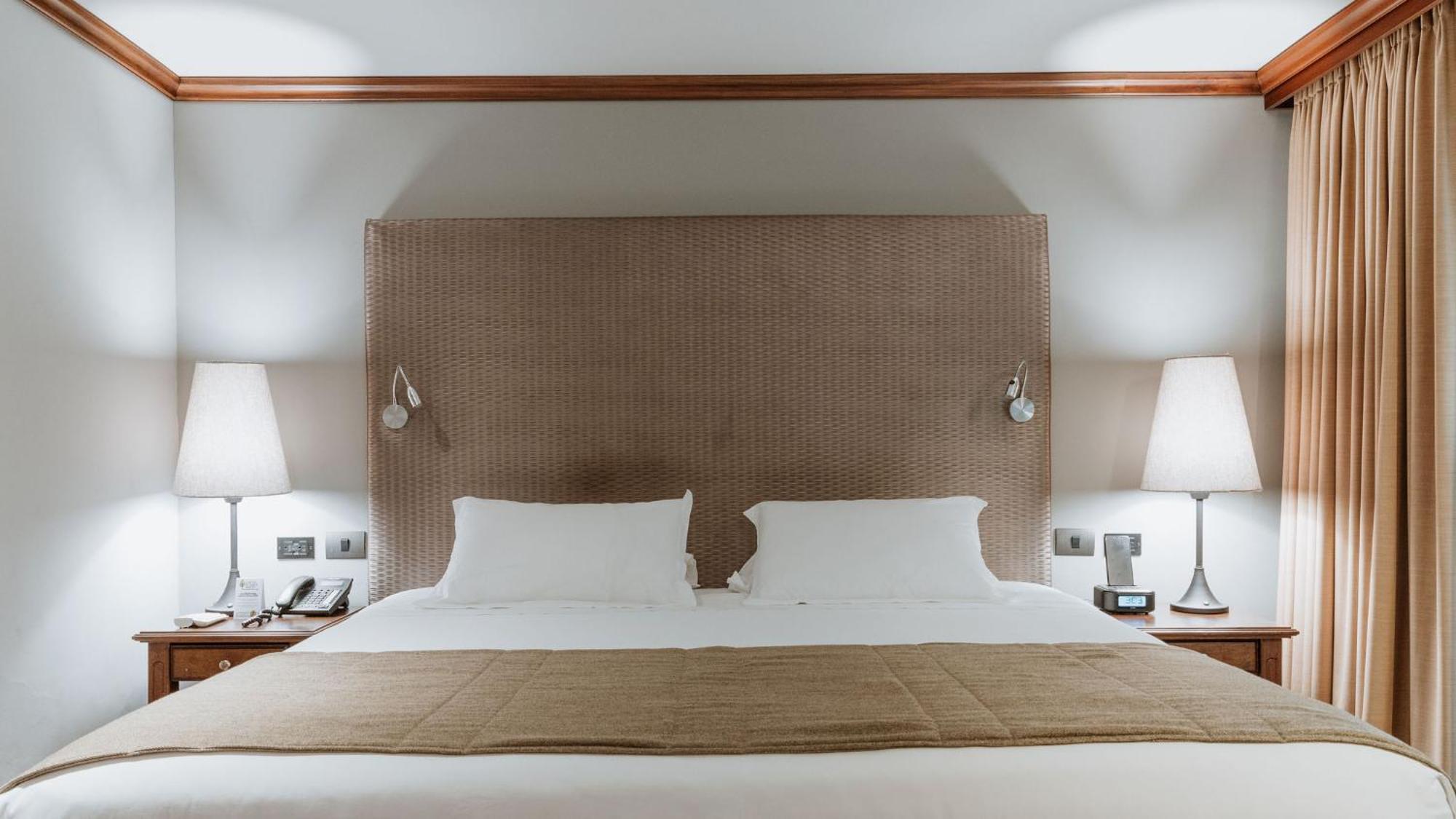 Hotel Park10 Μεντεγίν Εξωτερικό φωτογραφία A bedroom at the hotel
