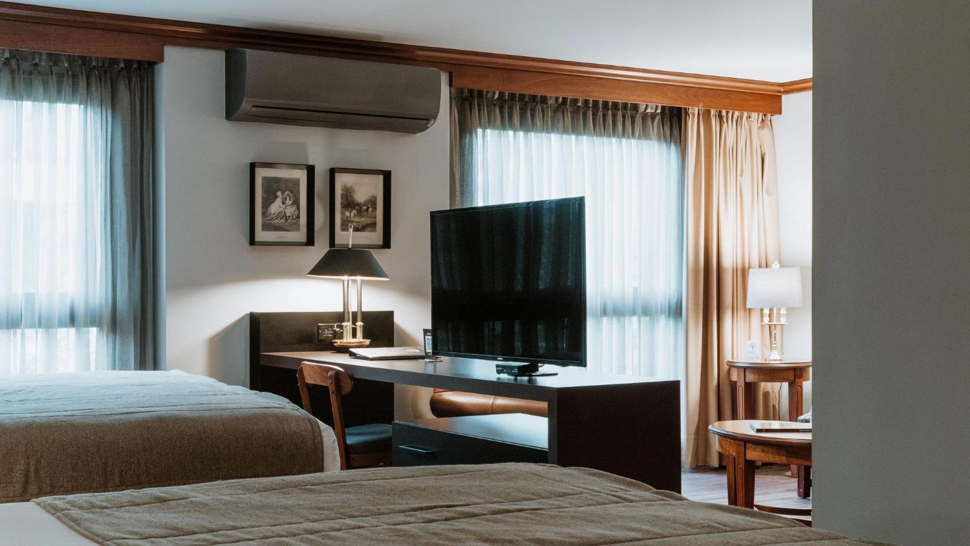 Hotel Park10 Μεντεγίν Εξωτερικό φωτογραφία A room at the hotel